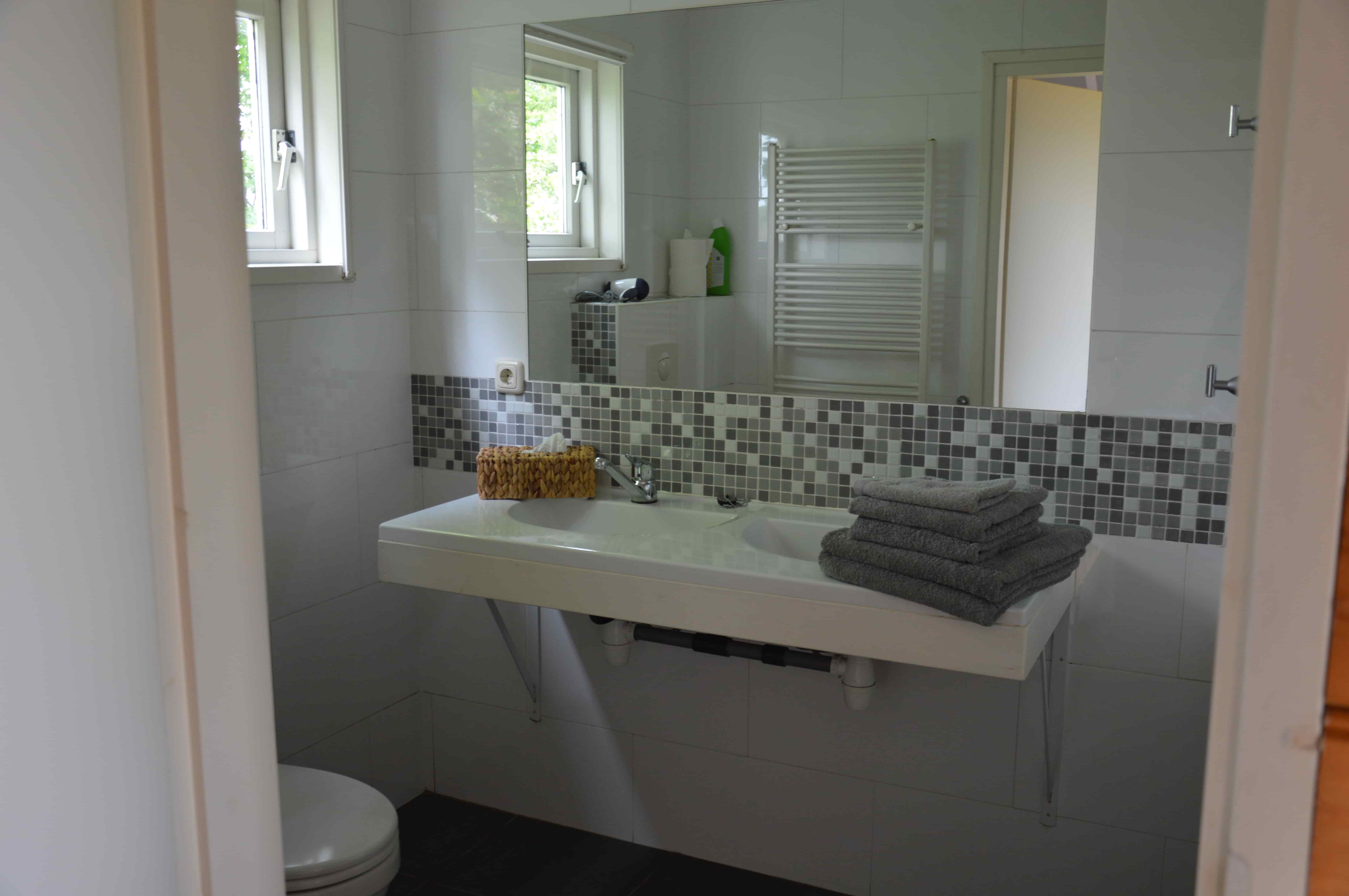 Chalet_Bed_&_Breakfast_Friesland_Noord_Nederland_Natuur_Rust_Vrijheid